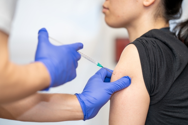 新型コロナワクチンの交差接種は有効か？：Com-COV試験